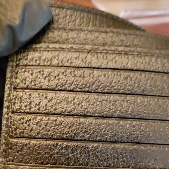 New Gucci Black Canvas Compact Wallet - Picture 12 of 15